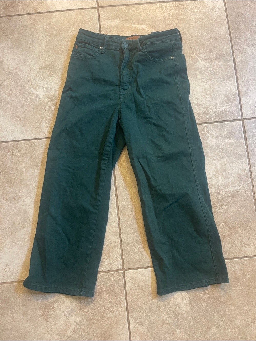 Judy Blue Emerald Green Relaxed Fit Crop tummy control Jeans